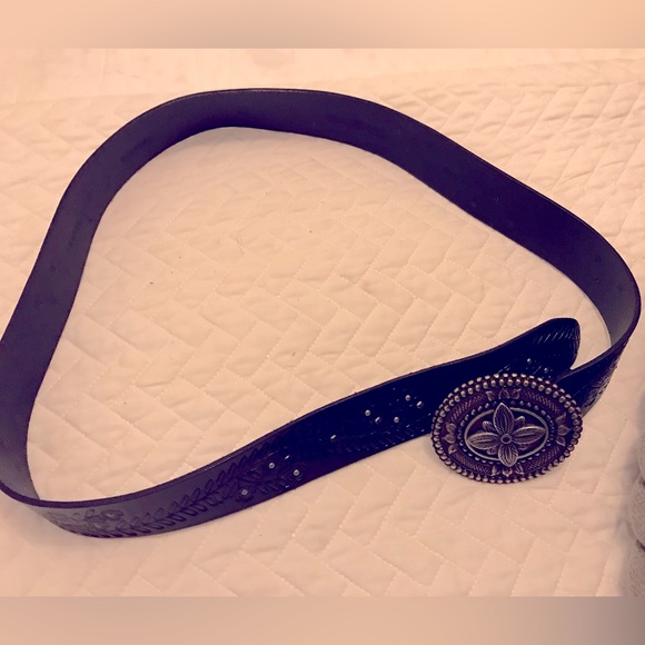 Black Leather Floral Tooled & Studded Belt with Metal Buckle - Picture 1 of 4